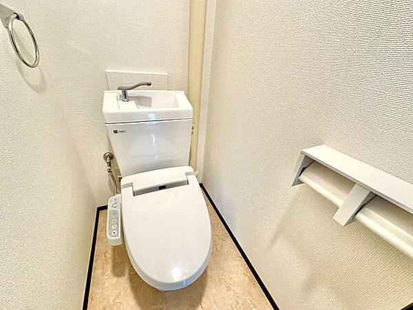 トイレを拡大表示
