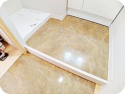 [洗面] 大理石パネルの洗面スペース