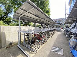 [その他] ゆとりのある敷地内駐輪場。晴天の日はご家族でサイクリングなども良いですね