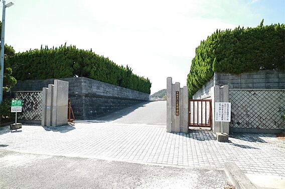 下関市立吉見中...