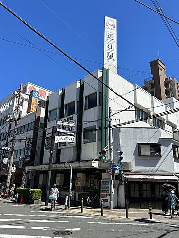 周辺