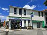 周辺：ファミリーマートサンズ栗平駅前店まで389m