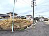 外観：現地と前面道路