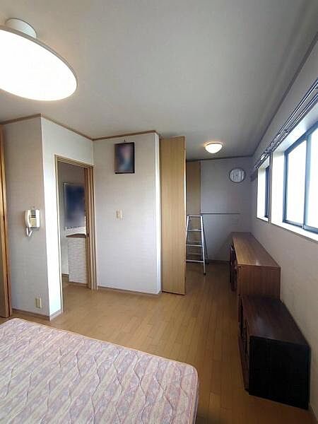 洋室を拡大表示