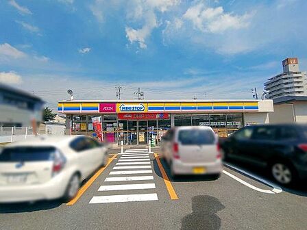 ミニストップ名古屋曽根店まで650m