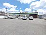 周辺：ファミリーマート緑黒沢台一丁目店まで270m