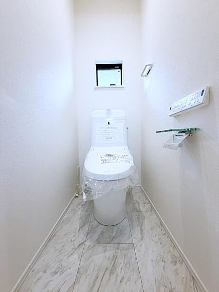 トイレを拡大表示