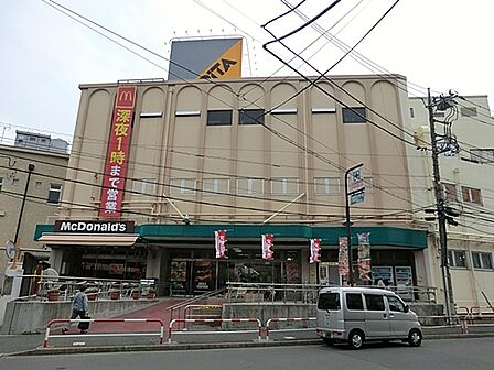 アピタ金沢文庫店まで1038m