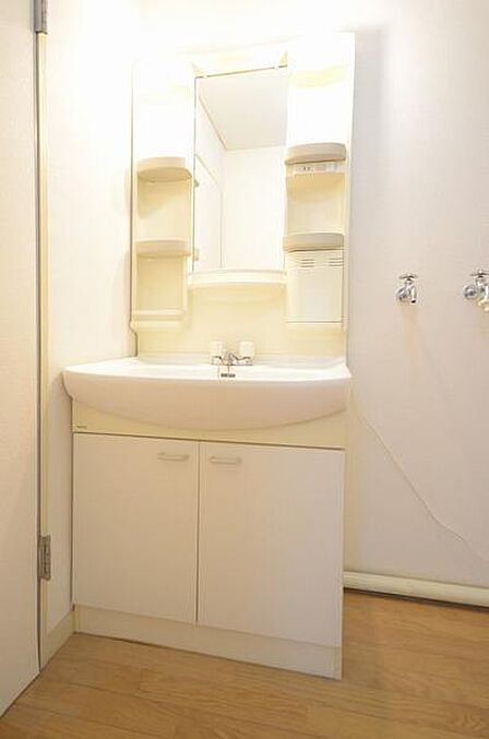 使いやすく無駄のない洗面台