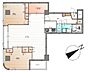 間取り：角部屋につき日当り、眺望良好。窓からは富士山を望めます（天候による）。家族が集うLDKは20帖を超える大空間となっており、大型の家具を置いてもゆとりがあり、開放感あふれる暮らしを実現します。