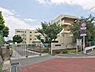 周辺：横浜市立上山小学校まで800m