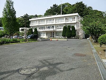 よこはま港南診療所まで1400m