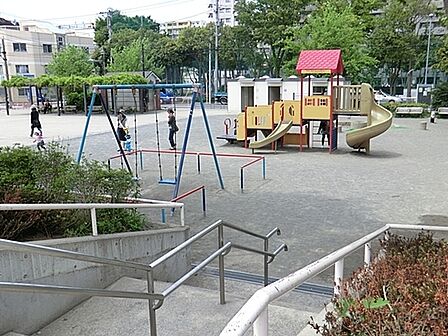戸部公園まで180m