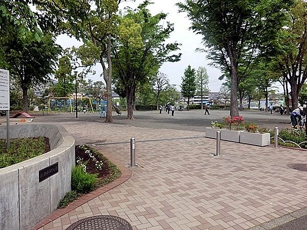 周辺を拡大表示