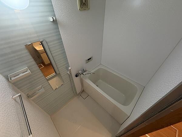 浴室を拡大表示