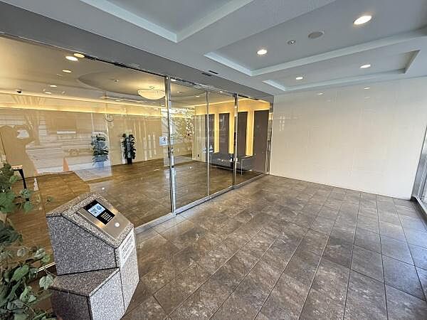 エントランスを拡大表示