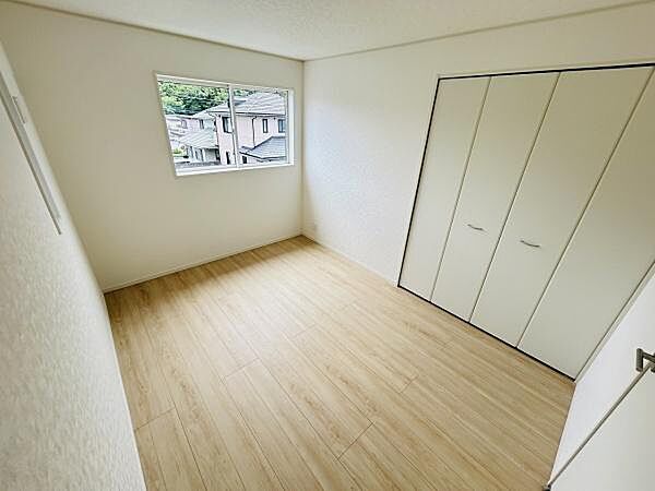 洋室を拡大表示