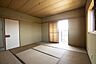 和室：2階　和室　8帖