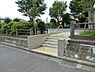 周辺：西柴第三公園まで593m、きれいに整備された気持ちの良い空間で遊べます。