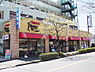 周辺：フレスコベンガベンガ長沢店まで1209m、川崎市バス生田高校前バス停近く。曜日ごとのイベント商品があり楽しみです。