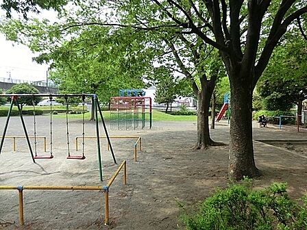天神原公園まで818m