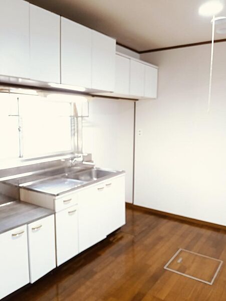 detached 埼玉県坂戸市西坂戸１丁目11-19

地図を見る