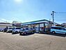 周辺：ファミリーマート八街駅南口店まで926m