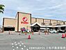 周辺：スーパーマツモト洛南店まで908m、営業時間：9：00～22：00