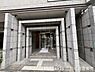 エントランス：【エントランス】TVモニター付オートロック採用のエントランスです。