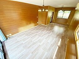 若松台貸家 2階4LDKのリビング/ダイニング