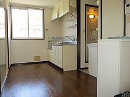 ヴィレッジ松本　A棟 205 2階2DKのリビング/ダイニング