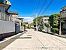 その他：閑静な住宅地につき交通量も少なく落ち着いた印象を持ちます。