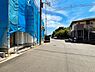 その他：前面道路が広く車庫入れ楽々