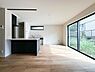 リビング/ダイニング：～Living Dining～  リビングで子供が走ってる姿を見ながら、大きなソファやダイニングテーブルでゆったり食事をしたりくつろぎたい。そんな夢が叶えられる空間です！