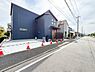 その他：カースペース2台完備しています。前面道路とフラットなカースペースなので、ストレスなく駐車していただけます。