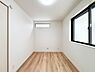 室内：収納もしっかりした洋室は生活にゆとりを与えます。