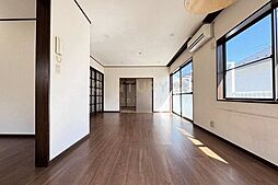 「梅ヶ丘」 中古一戸建 4LDKのリビング/ダイニング