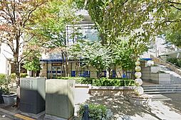 ウエルシア代官山ディセ店まで60m