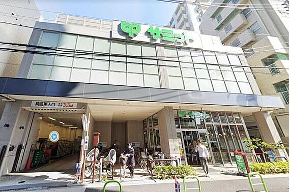 サミットストア...