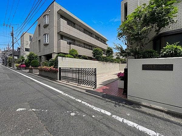 エントランスを拡大表示