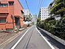 その他：前面道路（→北西方向へ撮影）