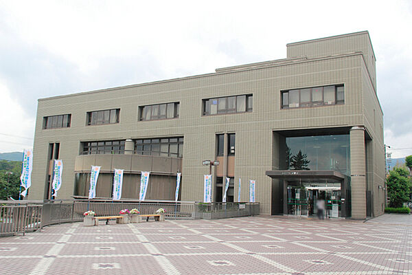 画像30:長岡京市立図書館まで1000m