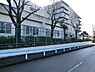 周辺：横浜市立小机小学校まで1041m、学校教育目標は『「心豊かに学び合い、ともに伸びる子」』です。
