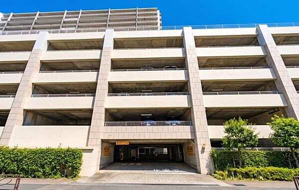 駐車場を拡大表示