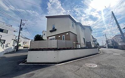外観:《外観》 ■ここから一つ一つ思い出を紡いでいく。マイホームはいつも家族の歴史とともにあります。 外観:《外観》 ■ここから一つ一つ思い出を紡いでいく。マイホームはいつも家族の歴史とともにあります。