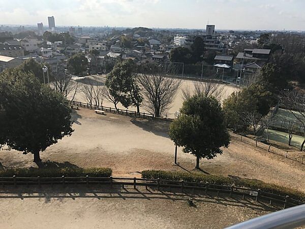 周辺を拡大表示