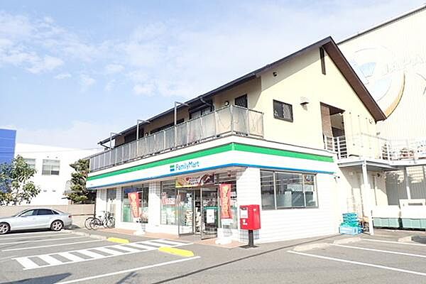 画像27:ファミリーマート 堺鳳北町店まで559m