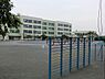 周辺：横浜市立上白根小学校まで978m