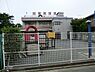 周辺：白幡保育園まで553m、開所時間：月～金曜日7：00～19：00土曜日7：00～18：00　近隣の公園や、園庭・屋上の戸外活動を楽しんでいます。