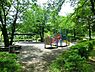 周辺：南山田たけとんぼ公園まで1373m、住宅街の中にある公園で、複合滑り台があります。
